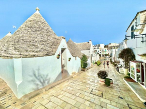 Trulli Moon Alberobello